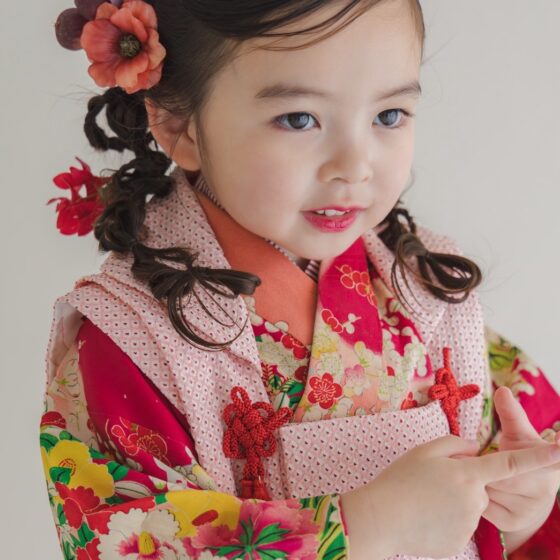 爛漫 3歳〜4歳向けアンティーク着物レンタル